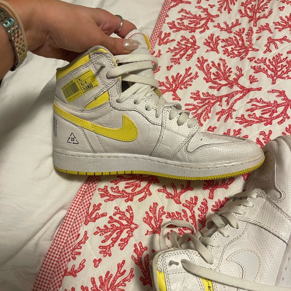 AIR JORDAN 1 RETRO HIGH OG 'FIRST CLASS FLIGHT'